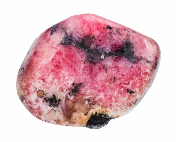 Pierre rose naturelle : tout savoir sur rhodonite, la pierre de l’amour